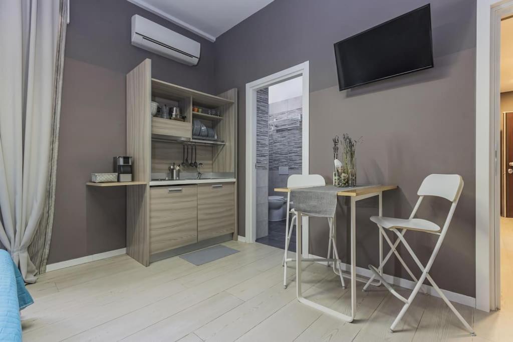 Moca Rooms Vento Bari Bagian luar foto